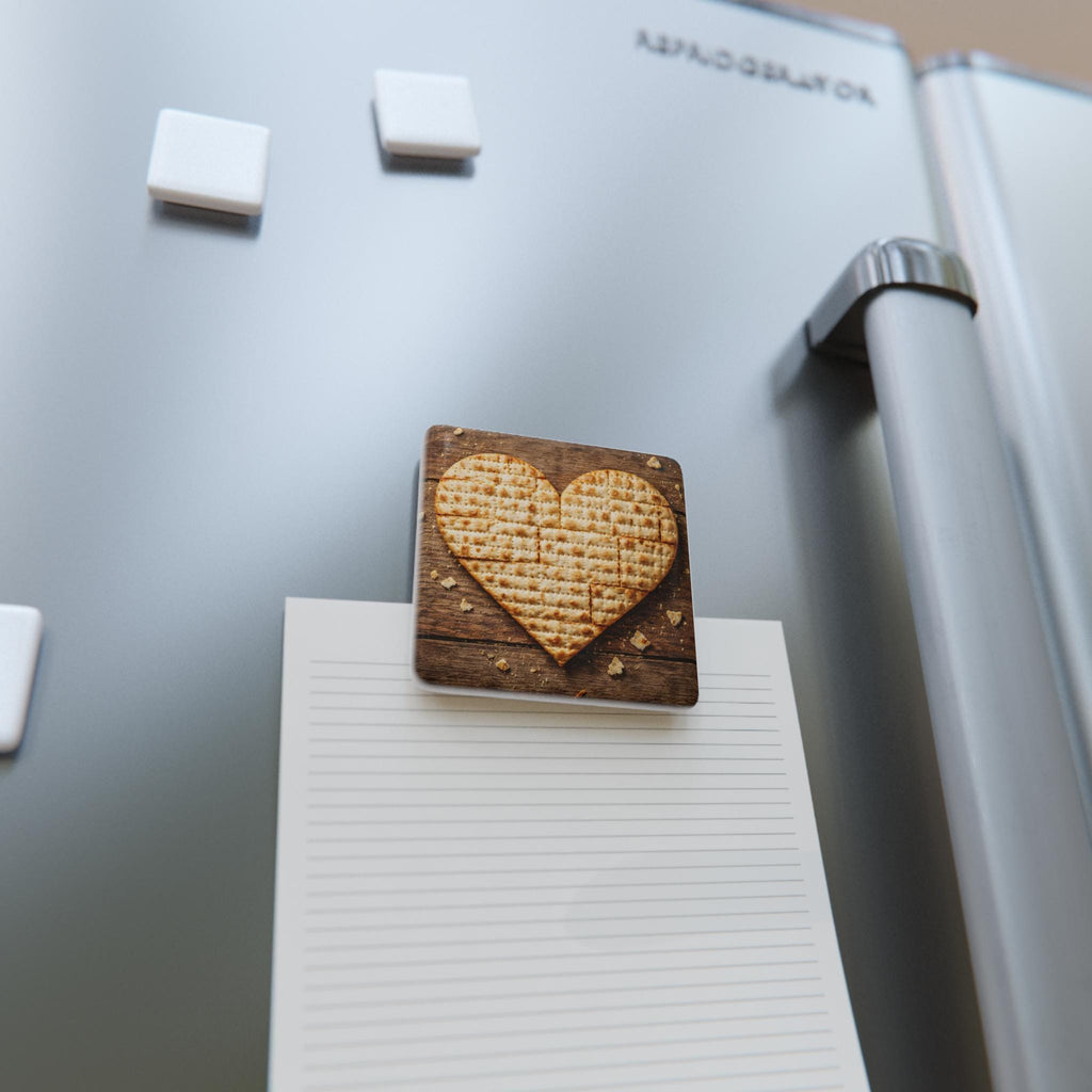 Passover Matzah Heart Magnet, Porcelain Pesach Kitchen Decor, Modern Judaica Fridge Art